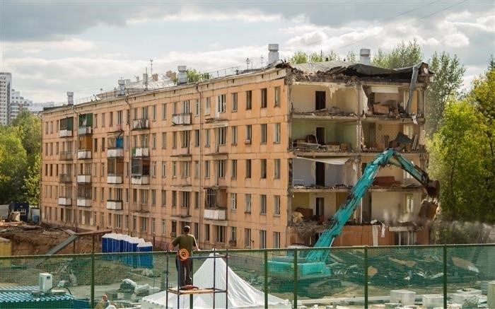 Выселение граждан в целях поддержки строительной отрасли: юридические аспекты