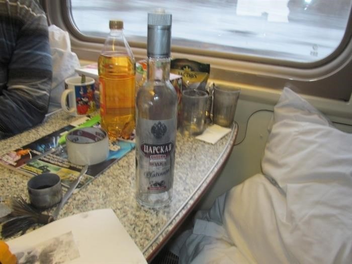 Где разрешено употреблять алкоголь в поездах дальнего следования