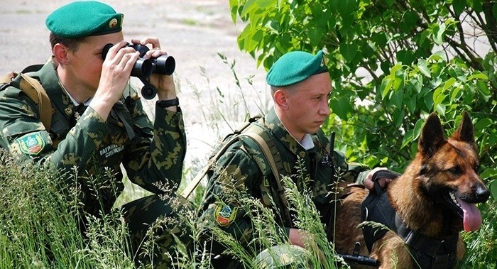 Служба для женщин в пограничных войсках: возможности и особенности